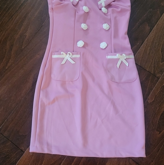 Adorable, Dress- pink with white cute bow and button accents. - Picture 2 of 7
